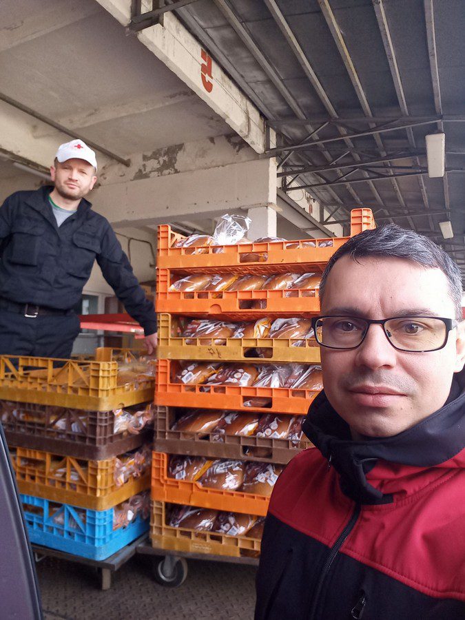 "KYIVHLIB" a fourni une aide humanitaire sous forme de pain à Field Kitchen B-50