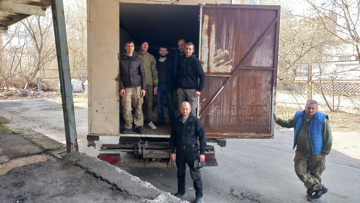 Подяку Ректору «Київського політехнічного інституту ім. Ігоря. Сікорського» Згуровському Михайлу Захаровичу і Асоціації випускників цього закладу