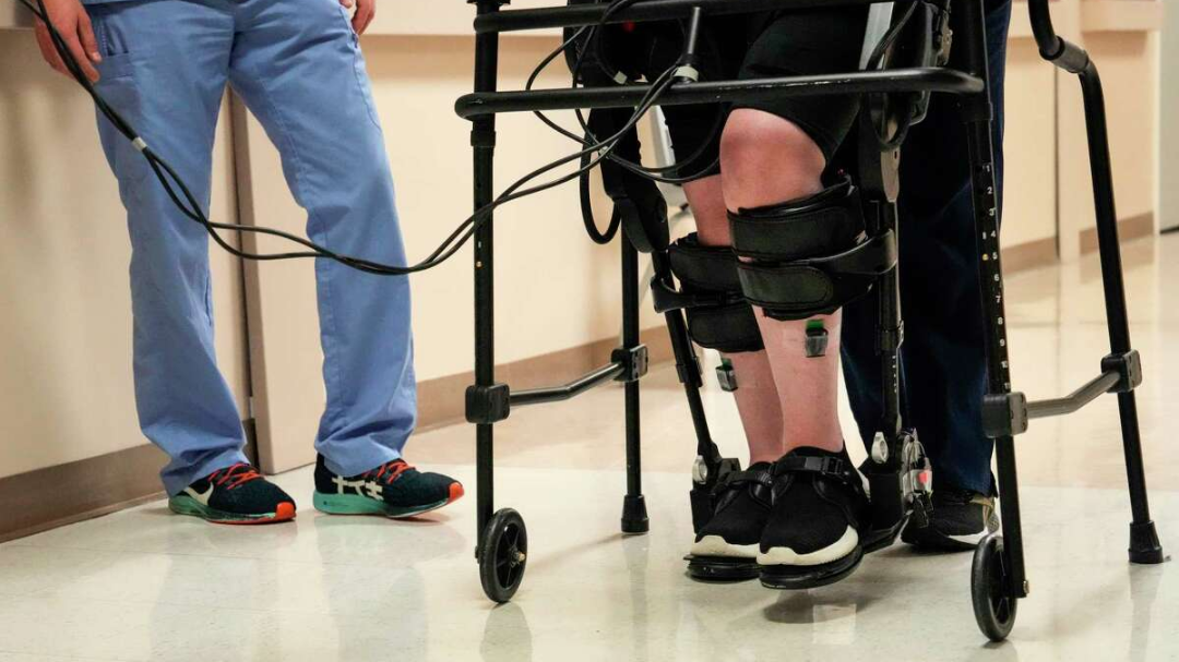 Fauteuils roulants et fauteuils roulants pliants pour les militaires